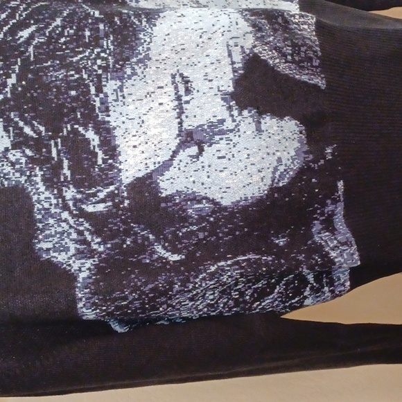 DOLLSKILL in collaboration with TWILIGHT BELLA/EDWARD FIRST KISS turtle neck 1x - Picture 13 of 16